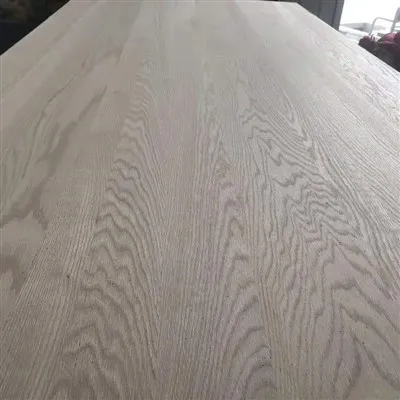 Gerookt rood eikenfineer